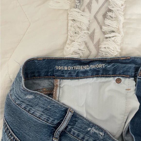 American Eagle 90s Boyfriend Denim Shorts - Picture 4 of 4